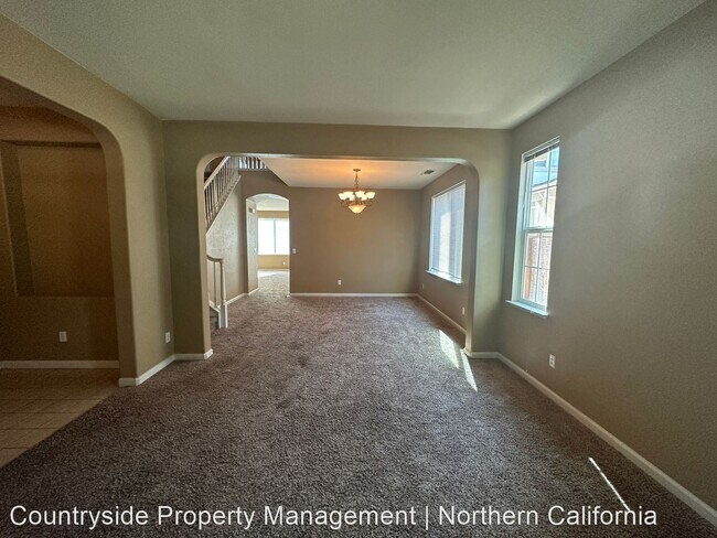 Building Photo - 3 br, 3 bath House - 4322 Oakfield Drive