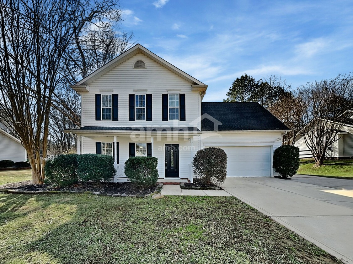 Foto principal - 2411 Ivy Run Dr