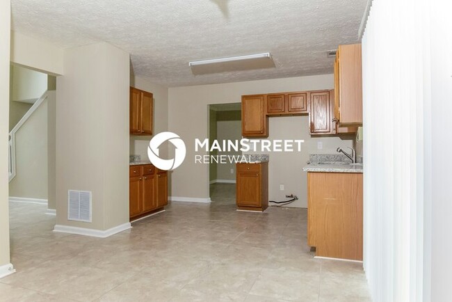 Foto del edificio - 4 Bedroom Pet-Friendly Home in Hampton, GA with Main Street Renewal