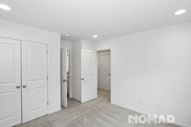 Foto del edificio - 2117 Gemway Dr