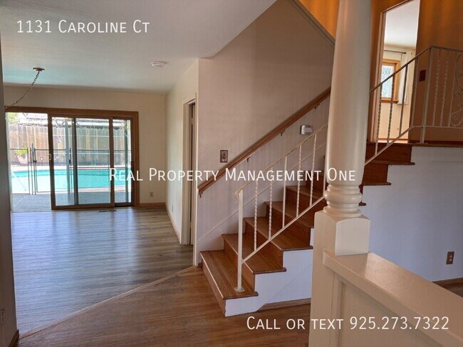 Foto del edificio - 1131 Caroline Ct