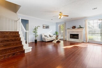 Building Photo - 6419 Sutter Park Ln