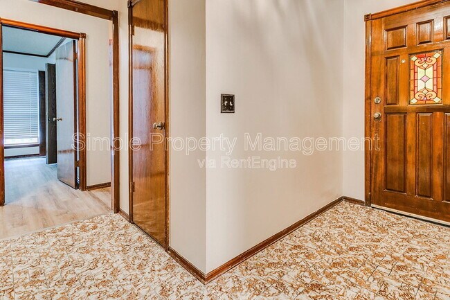 Foto del edificio - 11304 Ashford Dr