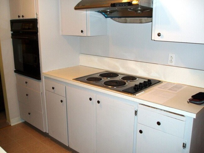 Foto del edificio - Spacious SW Portland Ranch Style Home!