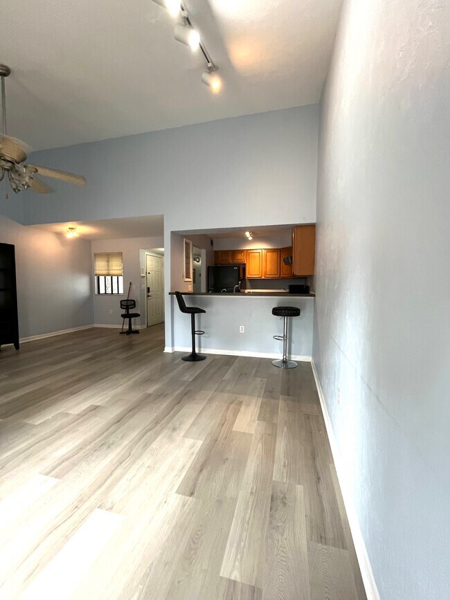Foto del edificio - 4402 SW 21st Ln