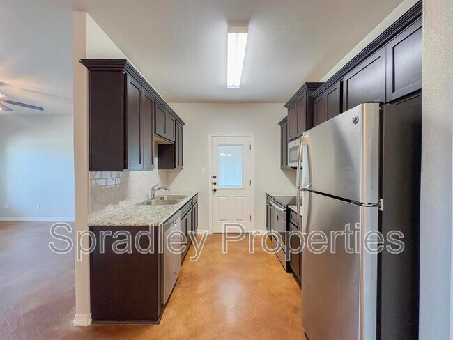 Foto del edificio - 202A Juniper Dr