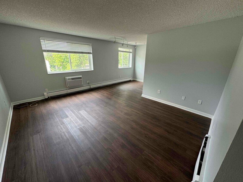 Foto principal - 3455 S Logan St