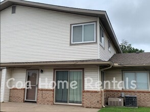 Building Photo - 543 S Paula Ave