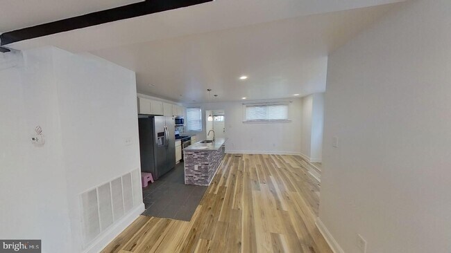 Foto del edificio - 3827 Marshall Rd