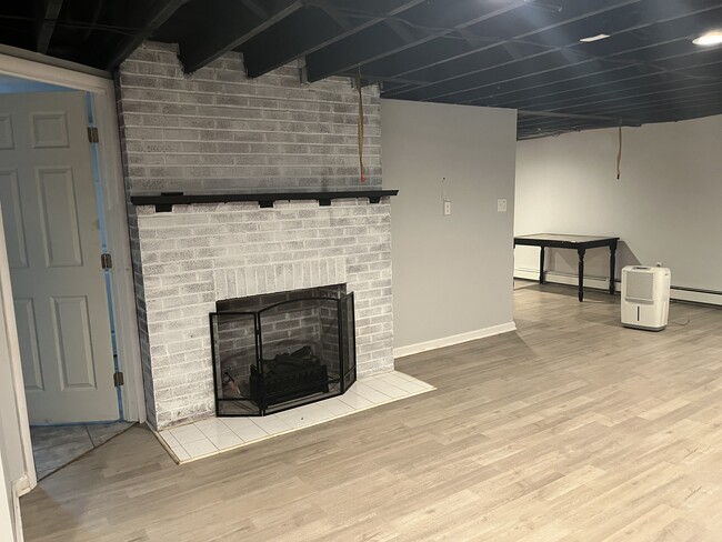 Building Photo - 538 Central Ave