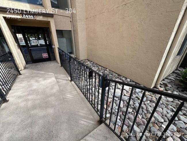 Foto del edificio - 2450 Lymbery St
