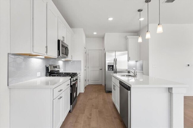 Foto del edificio - 7409 Sparkling Light Dr