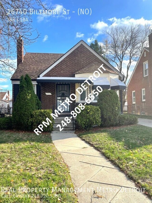 Primary Photo - Brick Bungalow in Detroit