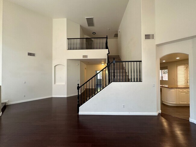 Building Photo - SUMMERLIN VILLAGE
