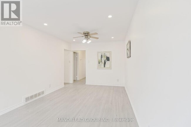 Building Photo - 32 Clydesdale Dr