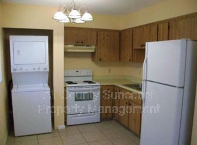 Foto del edificio - 8140 50th Ave N