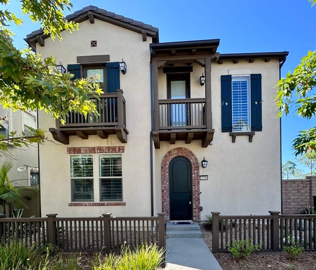 Building Photo - 13390 Plumeria Way