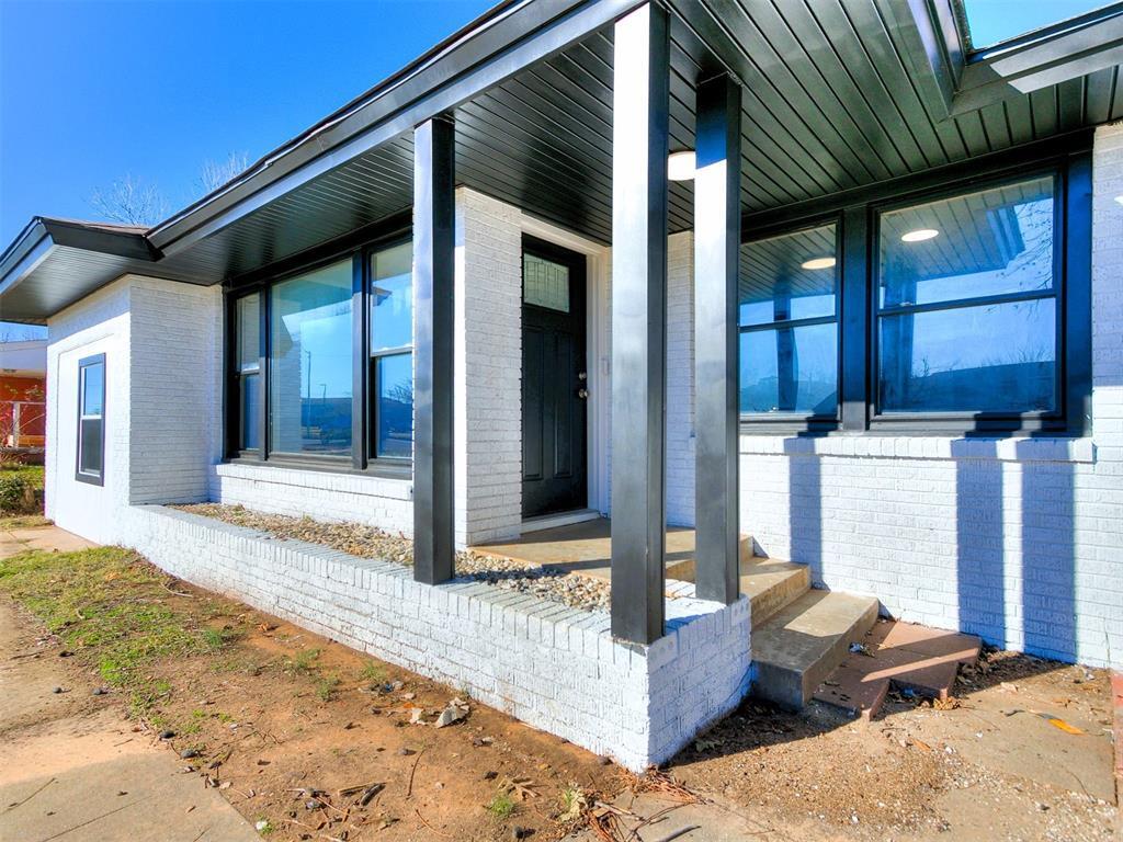 Foto principal - 1241 NE 36th St