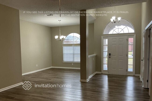 Foto del edificio - 601 Thornberry Rd