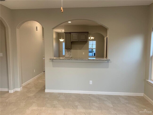 Foto del edificio - 500 S Paseo Del Rey Rd