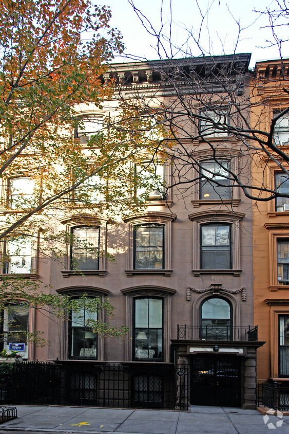 Foto del edificio - 190 Columbia Hts