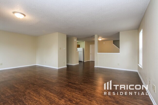 Foto del edificio - 13411 All American Rd