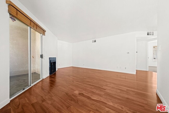 Foto del edificio - 610 Venice Way