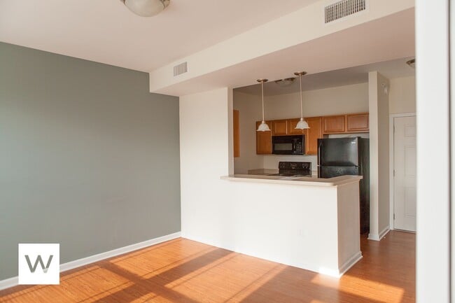 Building Photo - 601 N. Walnut St.