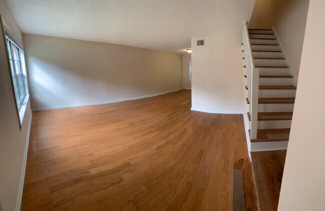 Building Photo - 1651 Valley Ave