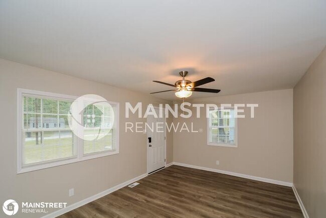 Foto del edificio - 189 Lawndale Ave, Hillsborough, NC 27278
