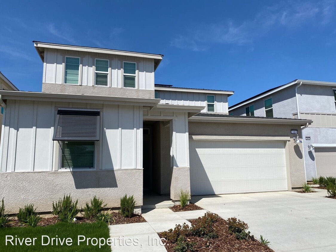 4 br, 3 bath House 2463 Robledo Way House for Rent in Merced, CA
