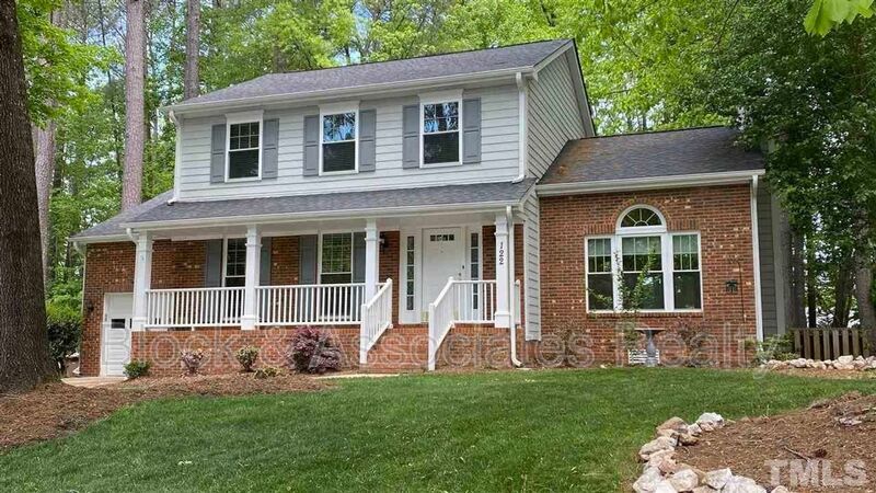 Primary Photo - 122 Montibello Dr