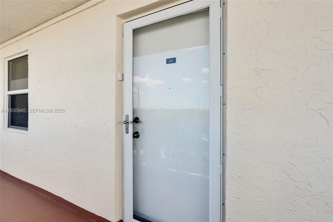 Foto del edificio - 321 SE 3rd St