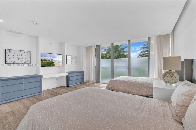 Building Photo - 9501 Collins Ave