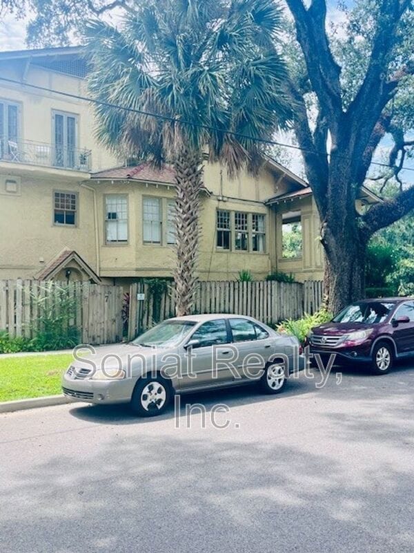 Foto del edificio - 7 Allard Blvd