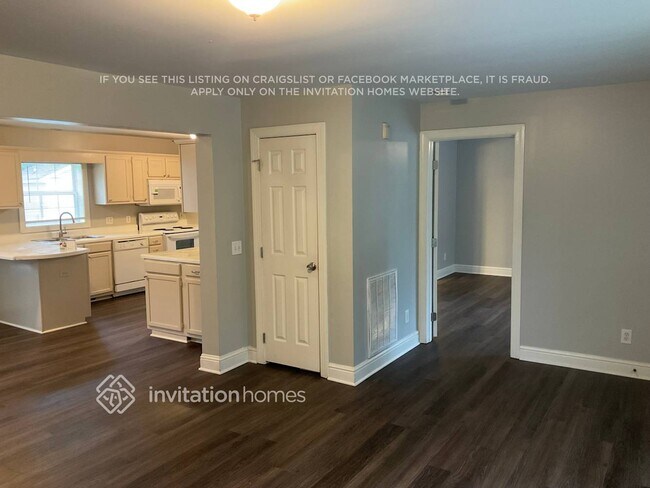Foto del edificio - 5217 Milhaven Ln