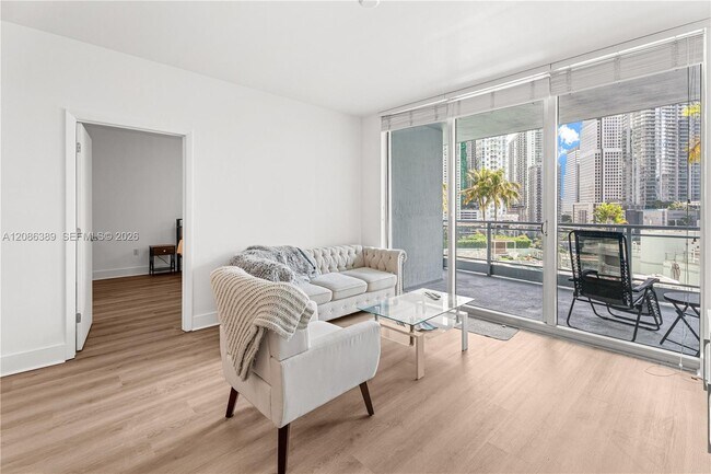 Foto del edificio - 90 SW 3rd St