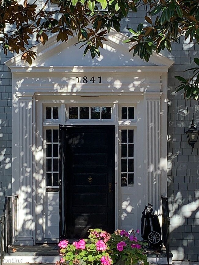 Foto del edificio - 4 br, 3.5 bath House - 1841 Wayside Place
