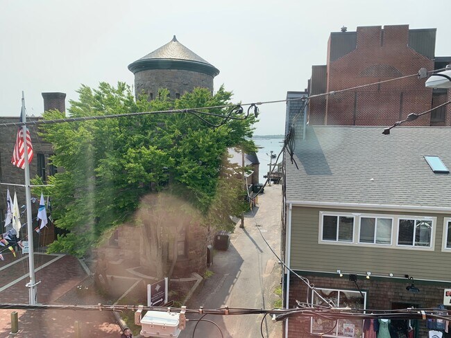 Foto del edificio - 374 Thames St