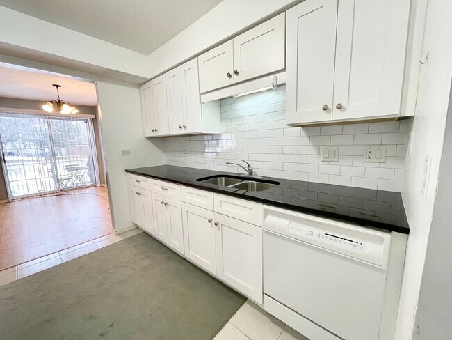Foto del edificio - 707 W Happfield Dr