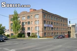 Building Photo - 821 Yakima Ave