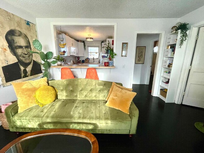 Foto del edificio - Phenomenal Downtown River View!