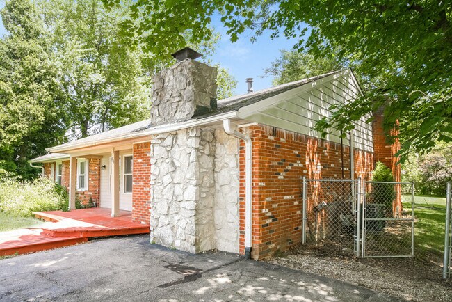 Building Photo - HALF OFF RENT! 3 Bedroom with Large Backyard