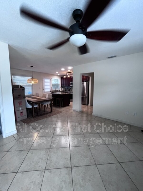 Foto del edificio - 3505 Prescott St N