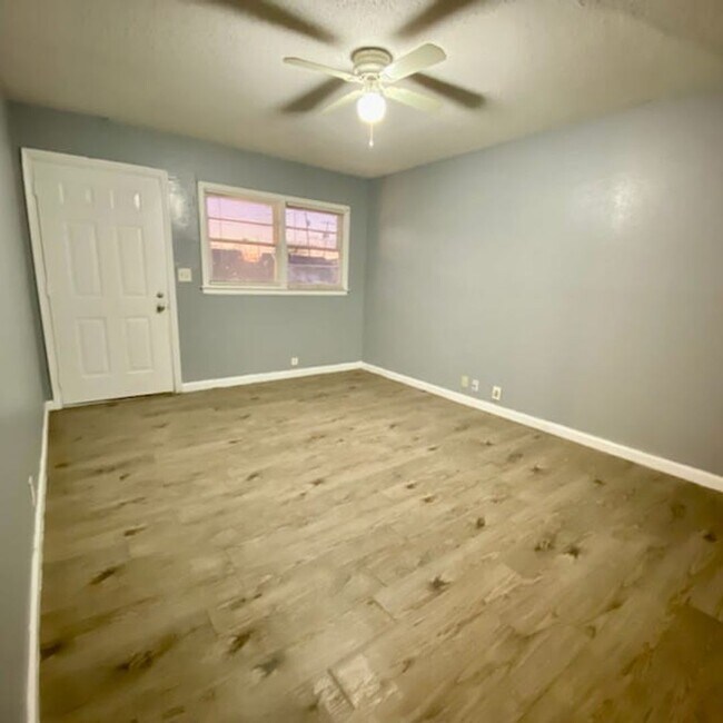 Foto del edificio - 1712 42nd St