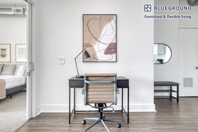 Foto del edificio - 4210 Del Rey Ave