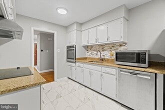 Building Photo - 1110 Chiswell Ln