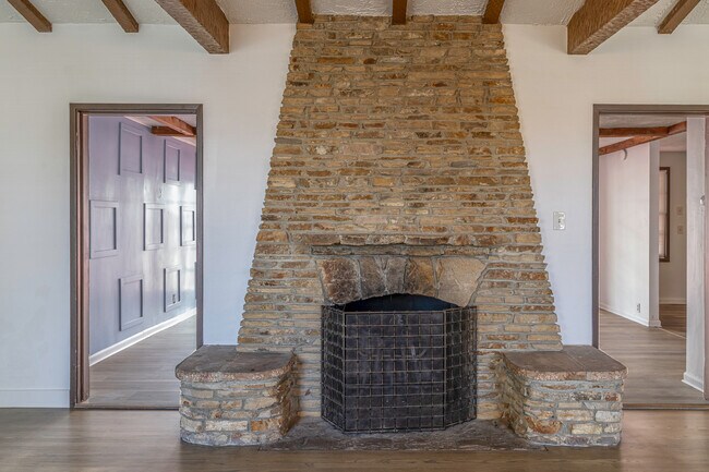 Foto del edificio - 3940 Hubert Ave