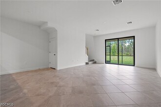 Building Photo - 14150 Gardeners Wy