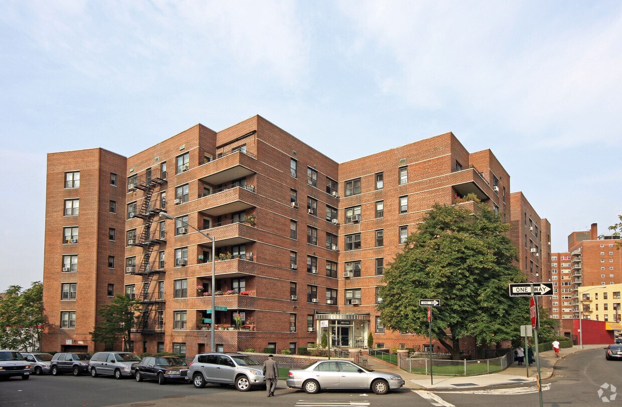 Primary Photo - Kent Arms Apartments